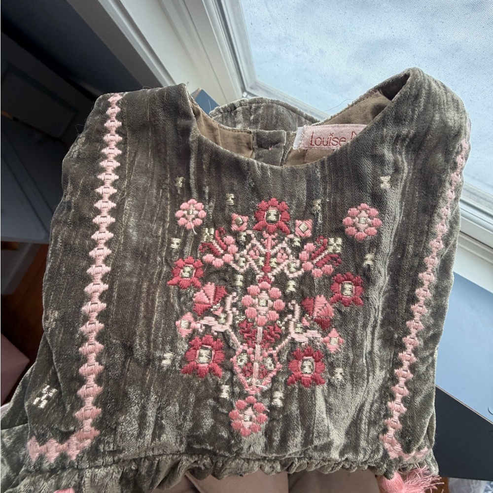 Louise Misha 3t sweetest ever crushed velvet embroidered dress - Picture 5 of 5